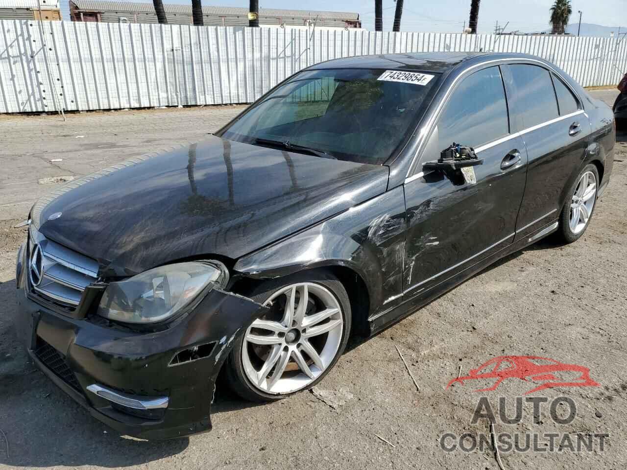 MERCEDES-BENZ C-CLASS 2013 - WDDGF4HB0DR251702