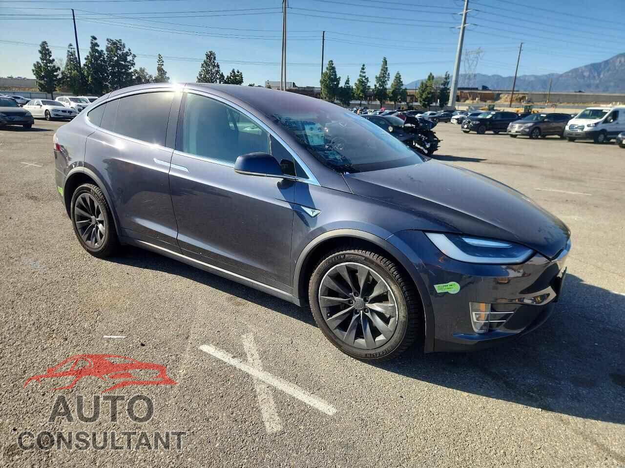 TESLA MODEL X 2016 - 5YJXCAE28GF004850