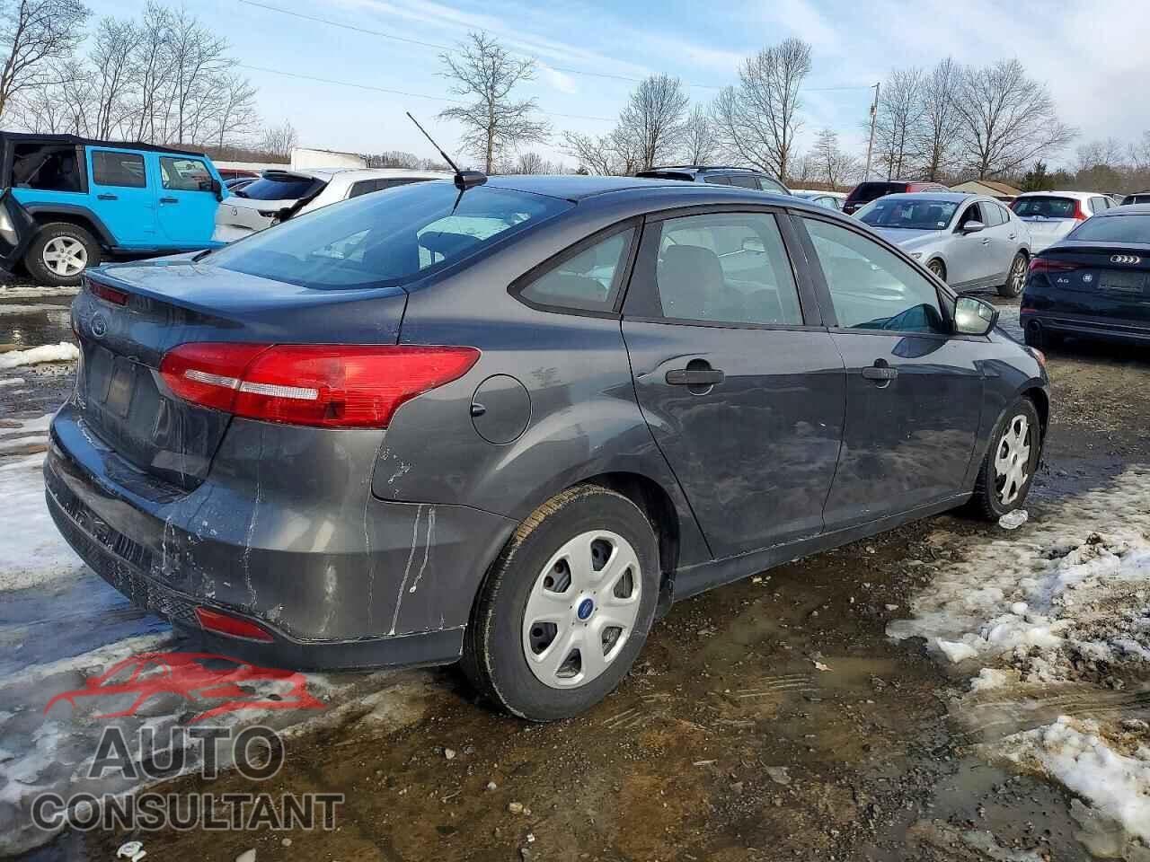 FORD FOCUS 2017 - 1FADP3E26HL317578