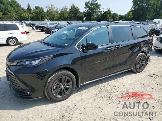 TOYOTA SIENNA 2024 - 5TDCSKFC6RS111621