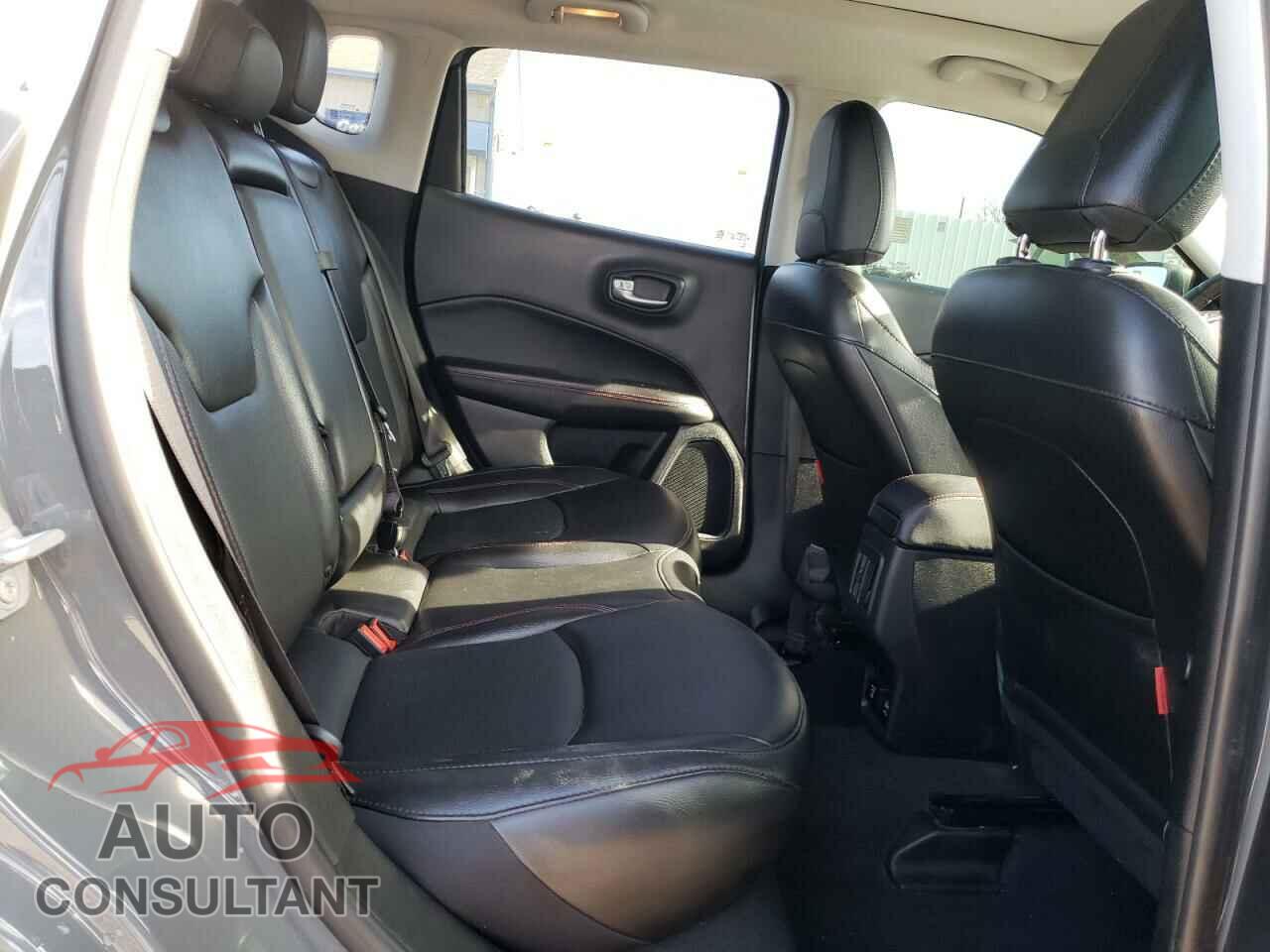 JEEP COMPASS 2020 - 3C4NJDDB8LT236117