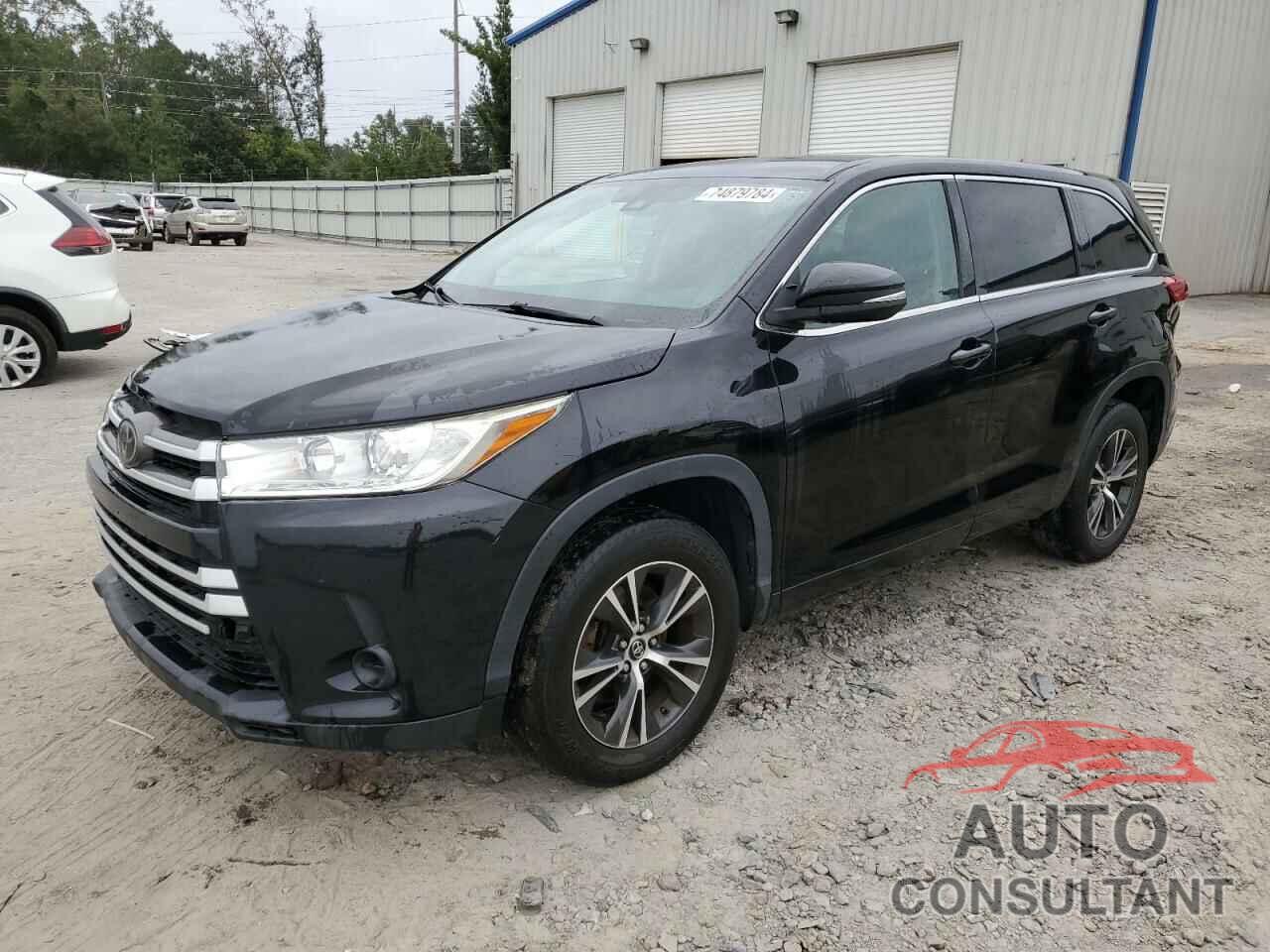 TOYOTA HIGHLANDER 2018 - 5TDZARFH0JS033116