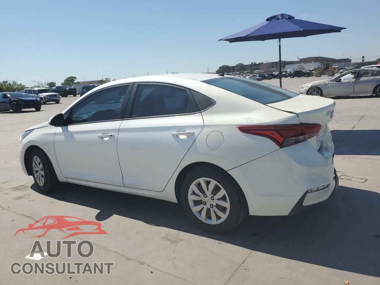 HYUNDAI ACCENT 2018 - 3KPC24A30JE028560
