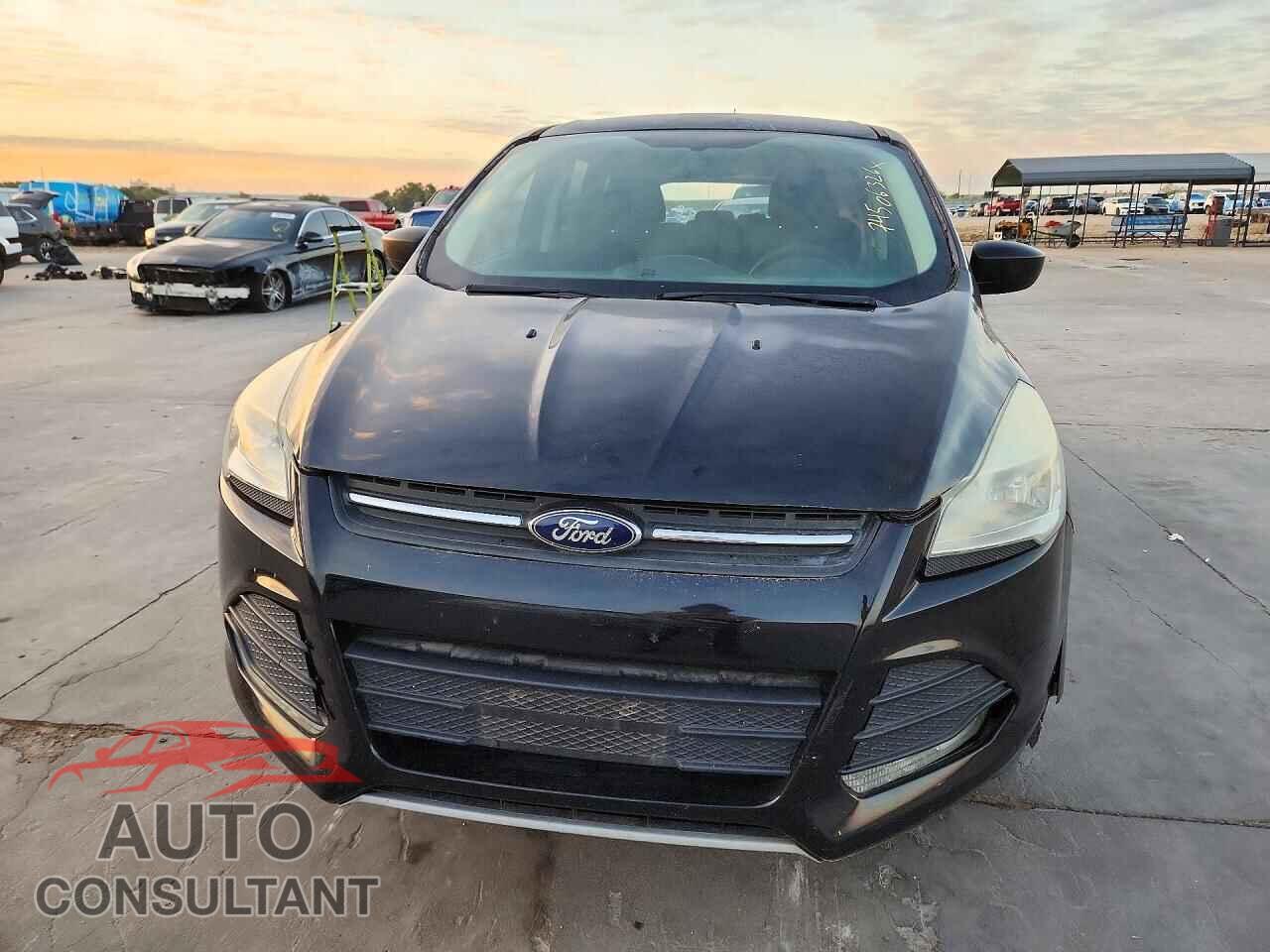 FORD ESCAPE 2015 - 1FMCU0F79FUB12315