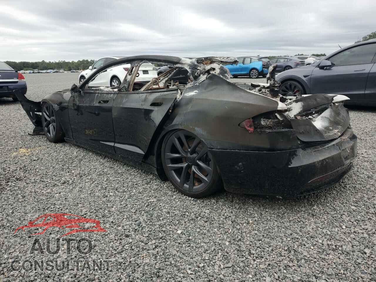 TESLA MODEL S 2021 - 5YJSA1E63MF452301