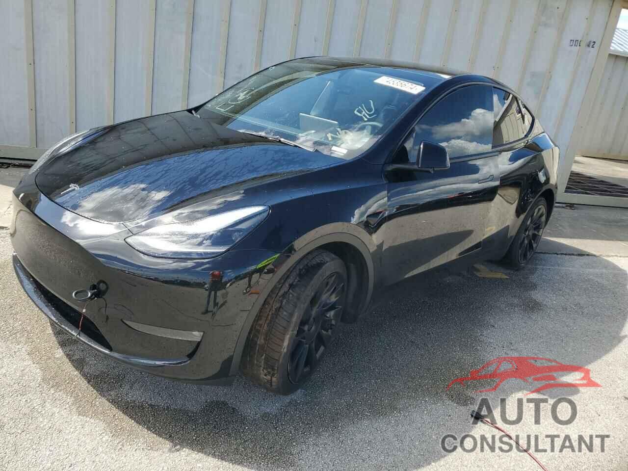 TESLA MODEL Y 2023 - 7SAYGAEE9PF929336