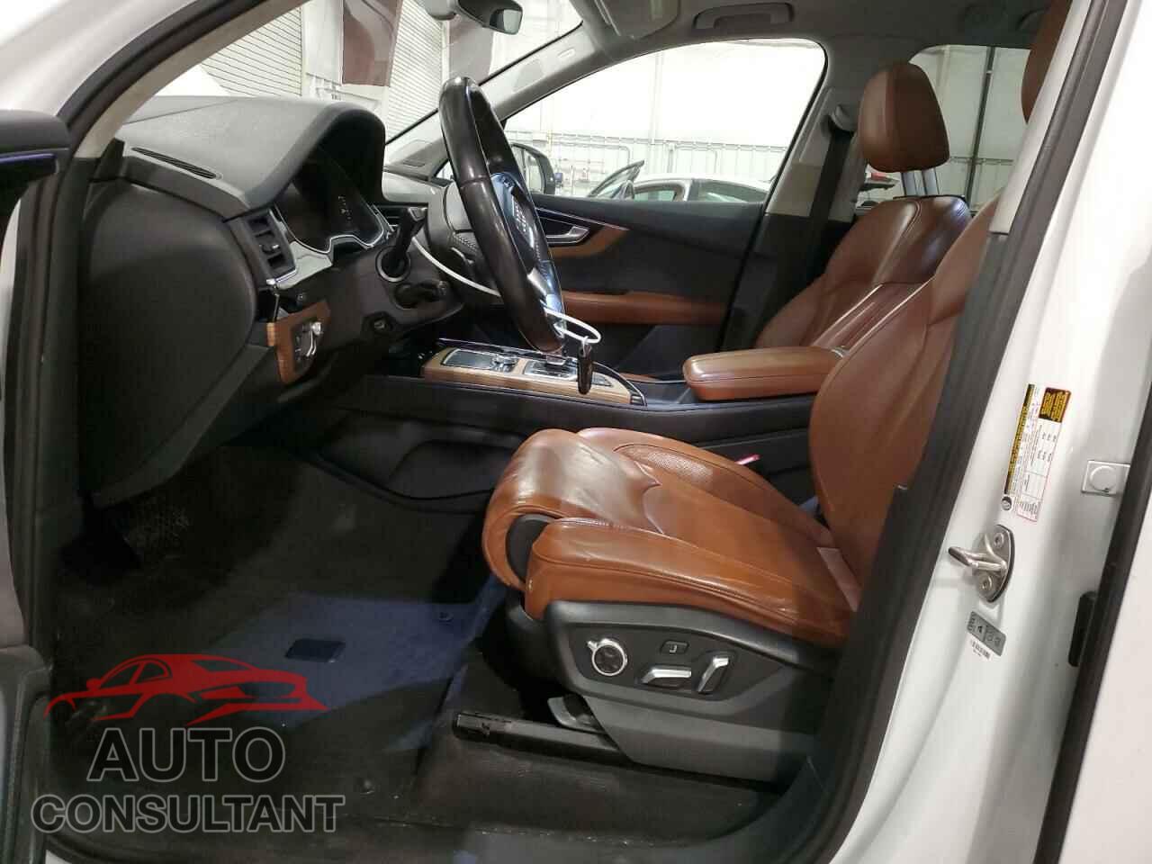 AUDI Q7 2017 - WA1VAAF74HD016861