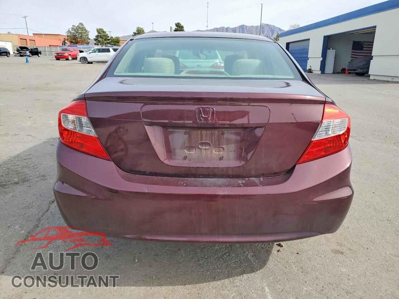 HONDA CIVIC 2012 - 2HGFB2F55CH591768
