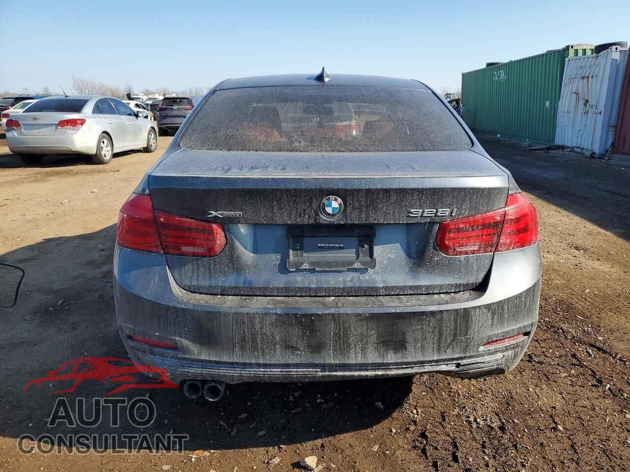 BMW 3 SERIES 2016 - WBA8E3G58GNU03600