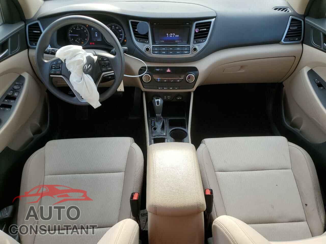 HYUNDAI TUCSON 2017 - KM8J3CA41HU388564