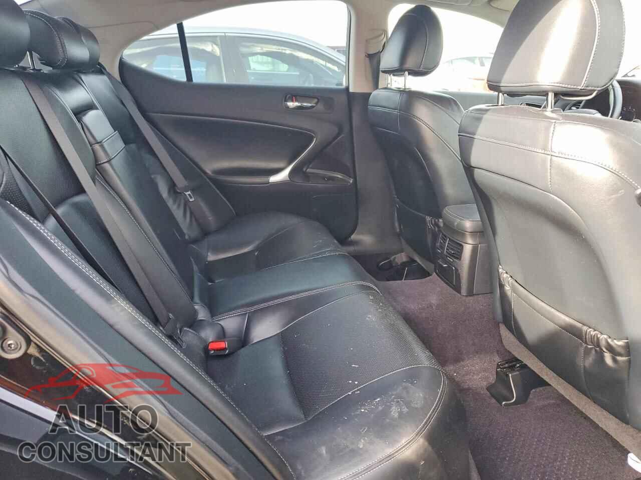 LEXUS IS 2012 - JTHBF5C2XC5168686