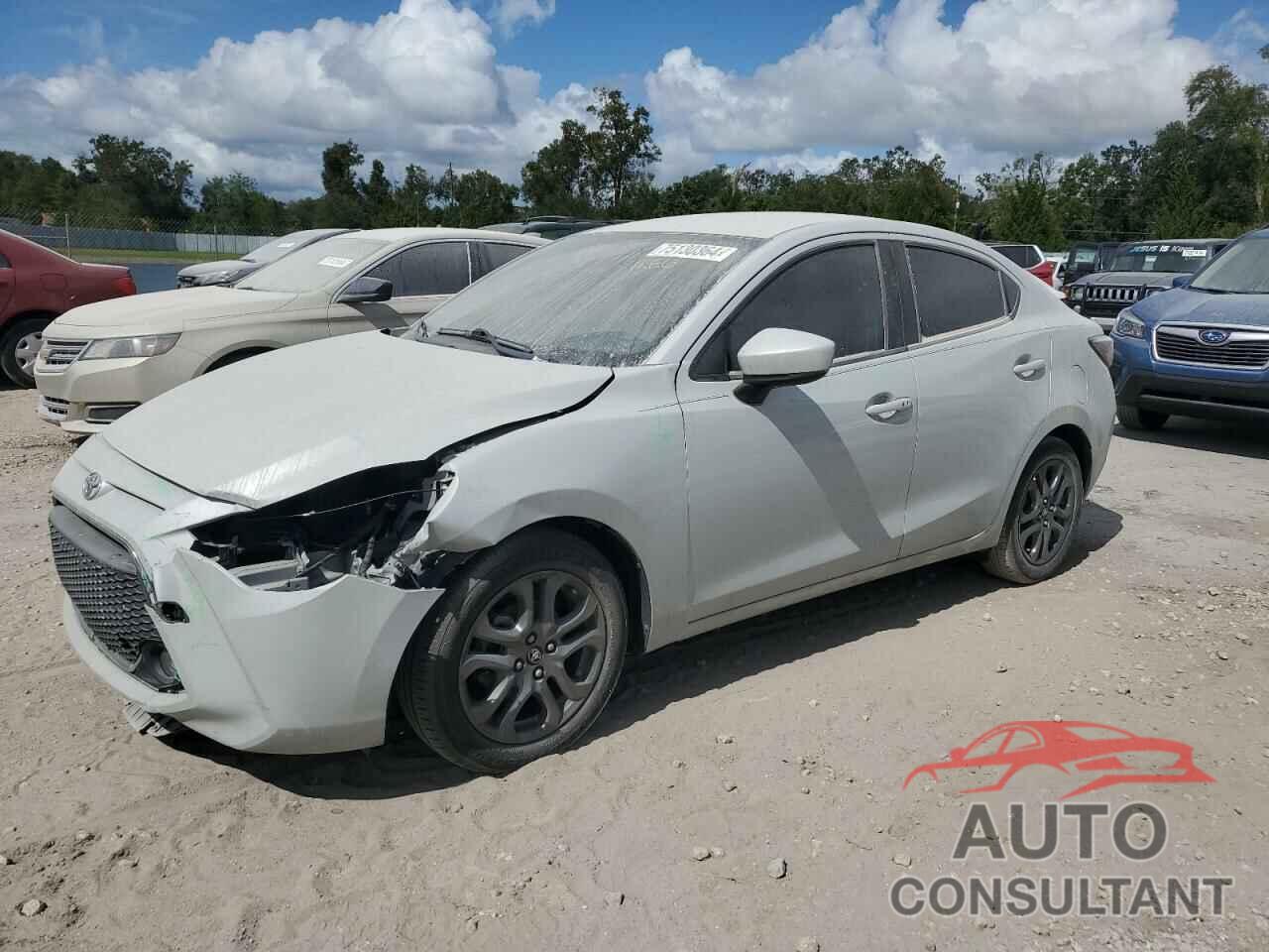 TOYOTA YARIS 2019 - 3MYDLBYV9KY519238