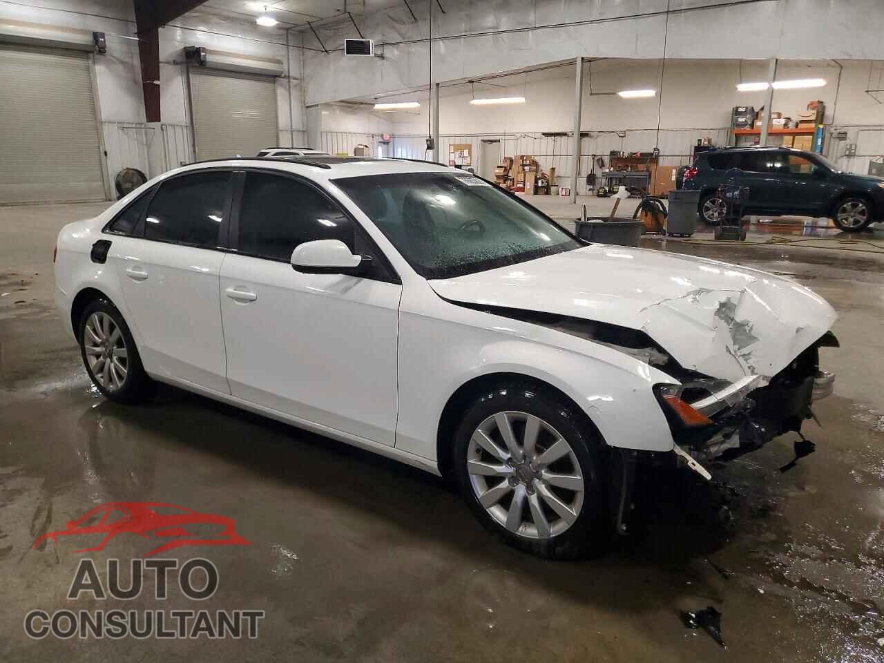 AUDI A4 2014 - WAUDFAFL8EA029767