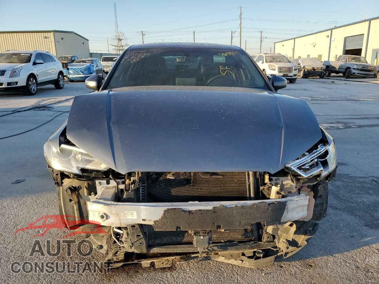 AUDI A3 2018 - WAUAUGFF2J1034611