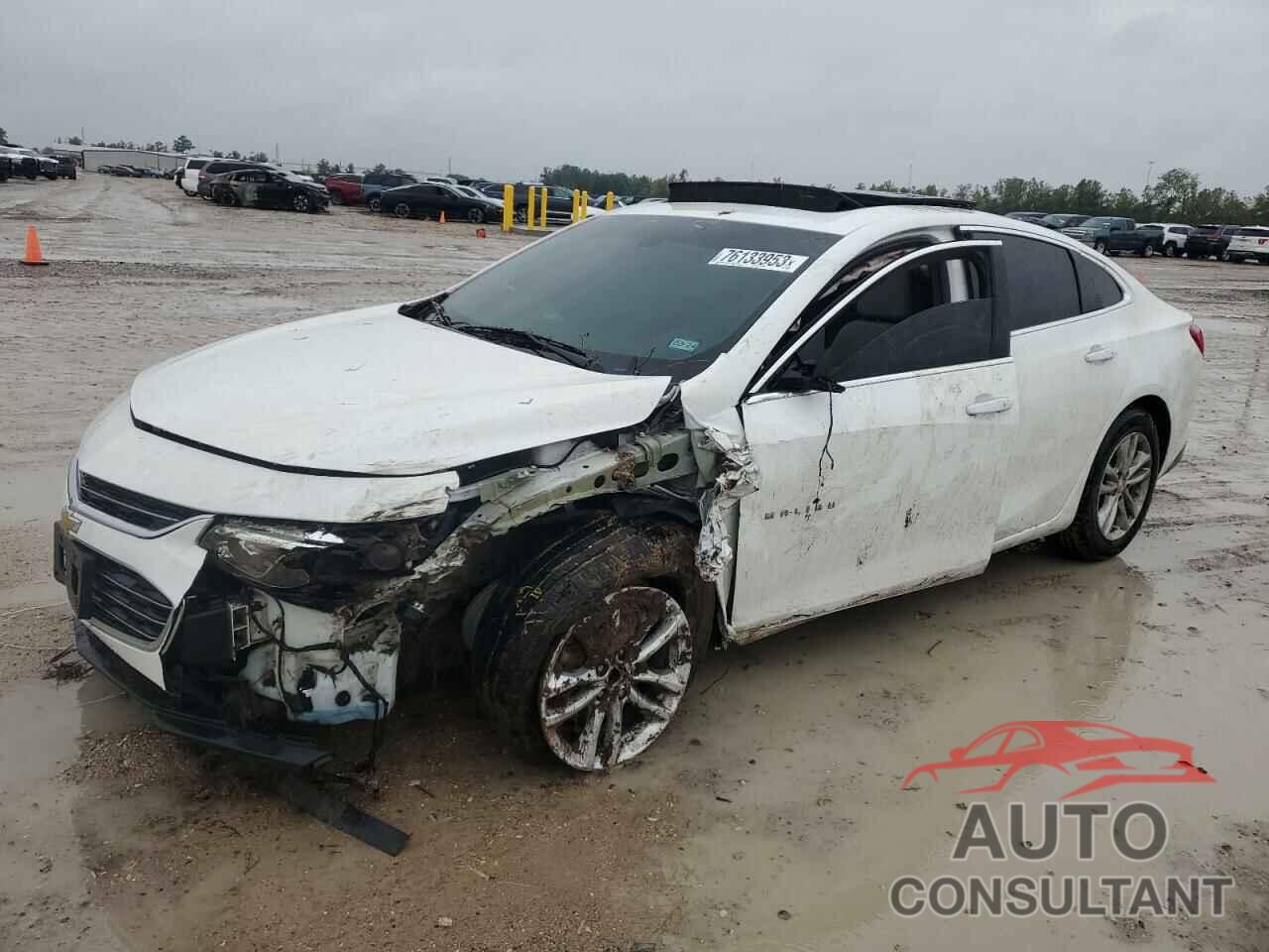 CHEVROLET MALIBU 2018 - 1G1ZD5ST8JF228500