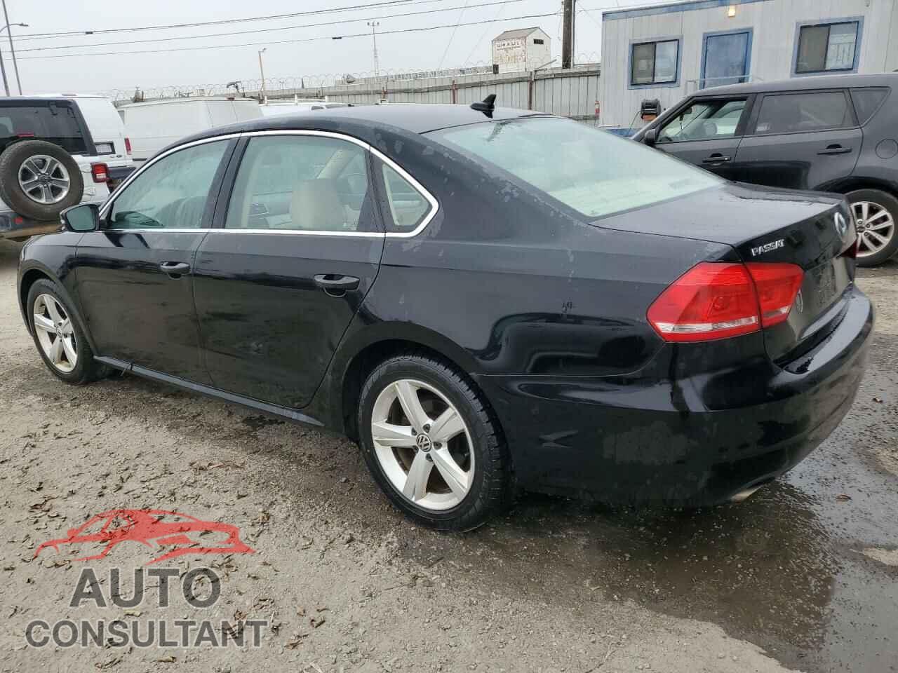 VOLKSWAGEN PASSAT 2013 - 1VWBP7A33DC024672