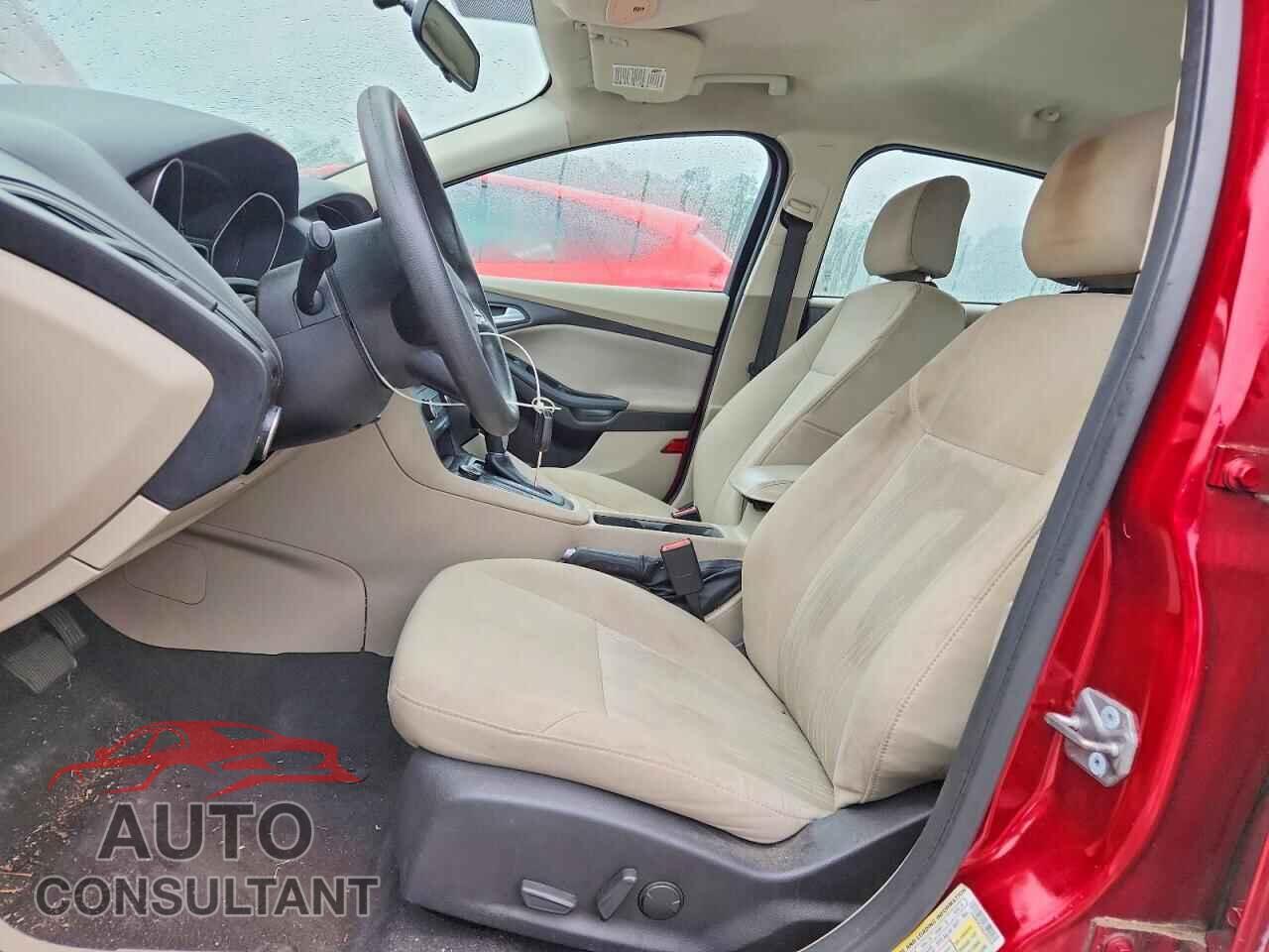 FORD FOCUS 2016 - 1FADP3F23GL245218