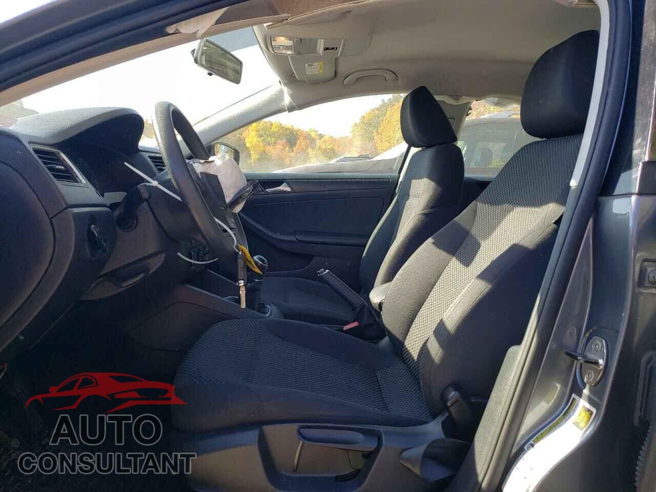 VOLKSWAGEN JETTA 2014 - 3VW1K7AJ0EM323612
