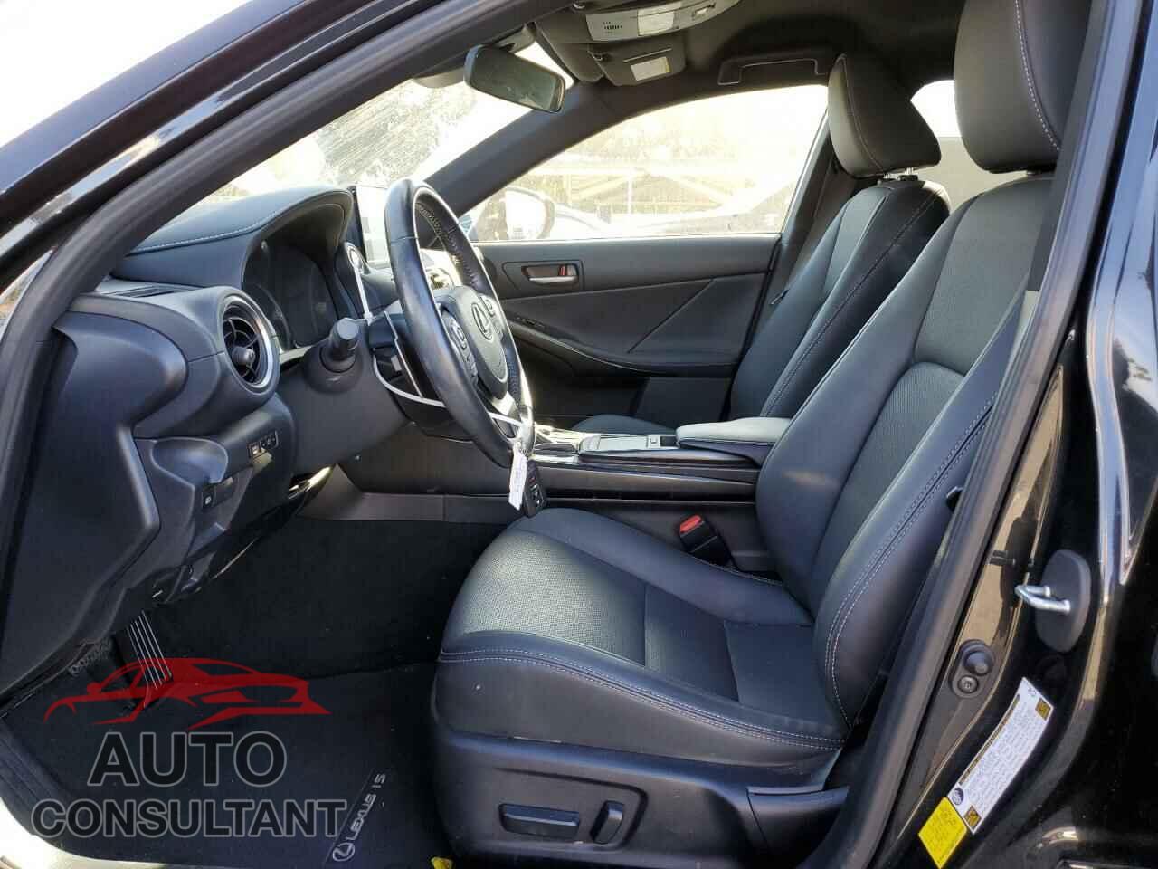 LEXUS IS 2022 - JTHAA1D20N5118092