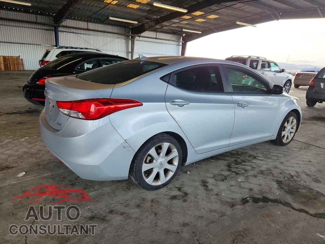 HYUNDAI ELANTRA 2012 - 5NPDH4AE1CH122207