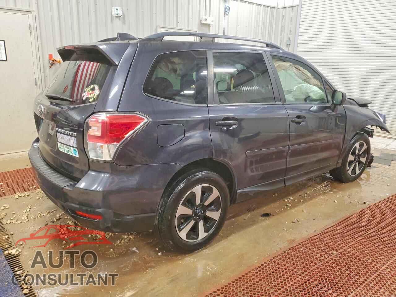 SUBARU FORESTER 2018 - JF2SJAEC7JH485580