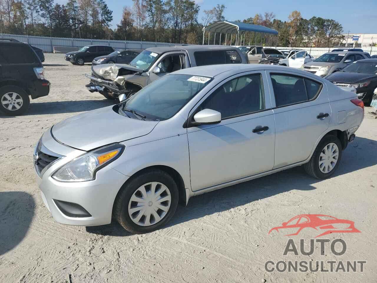 NISSAN VERSA 2018 - 3N1CN7AP6JL823865