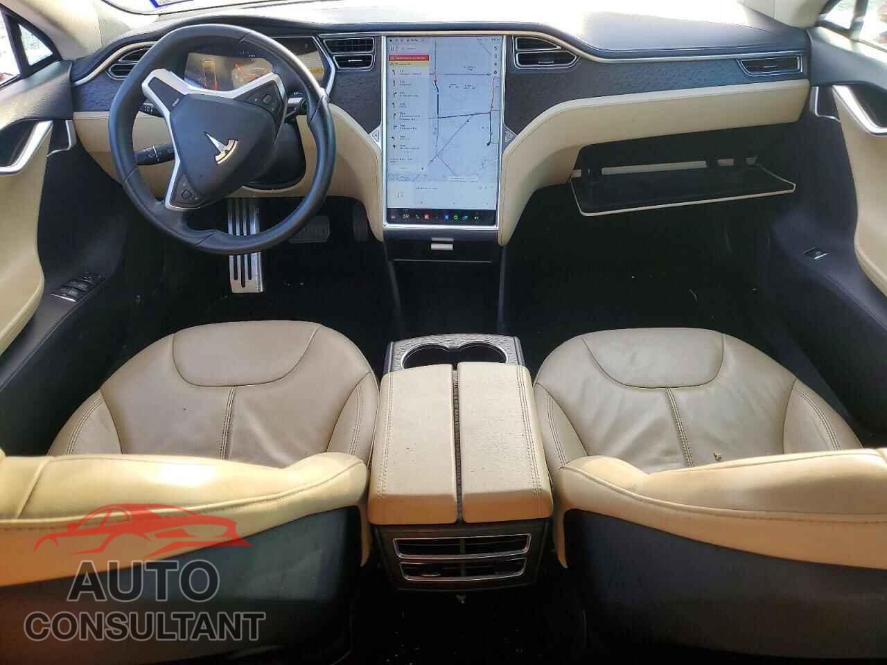 TESLA MODEL S 2013 - 5YJSA1CG4DFP20090