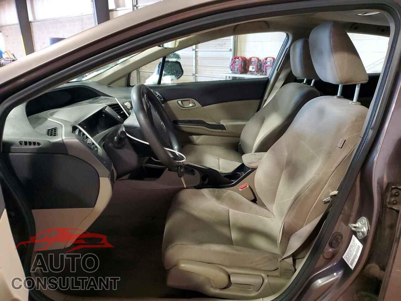 HONDA CIVIC 2012 - 2HGFB2F51CH529297