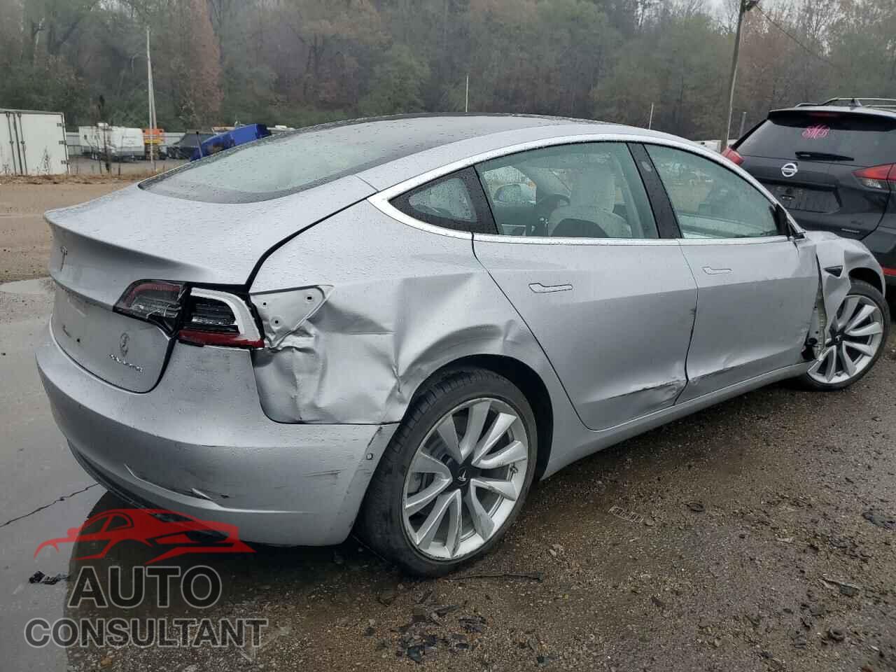 TESLA MODEL 3 2018 - 5YJ3E1EB3JF111904