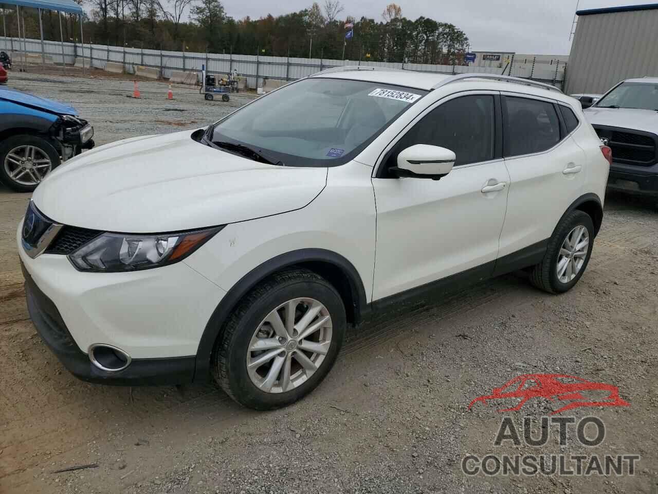 NISSAN ROGUE 2018 - JN1BJ1CR7JW287070