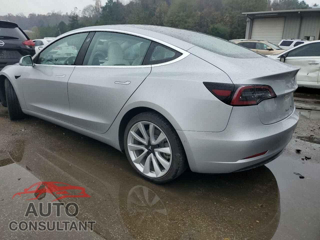 TESLA MODEL 3 2018 - 5YJ3E1EB3JF111904
