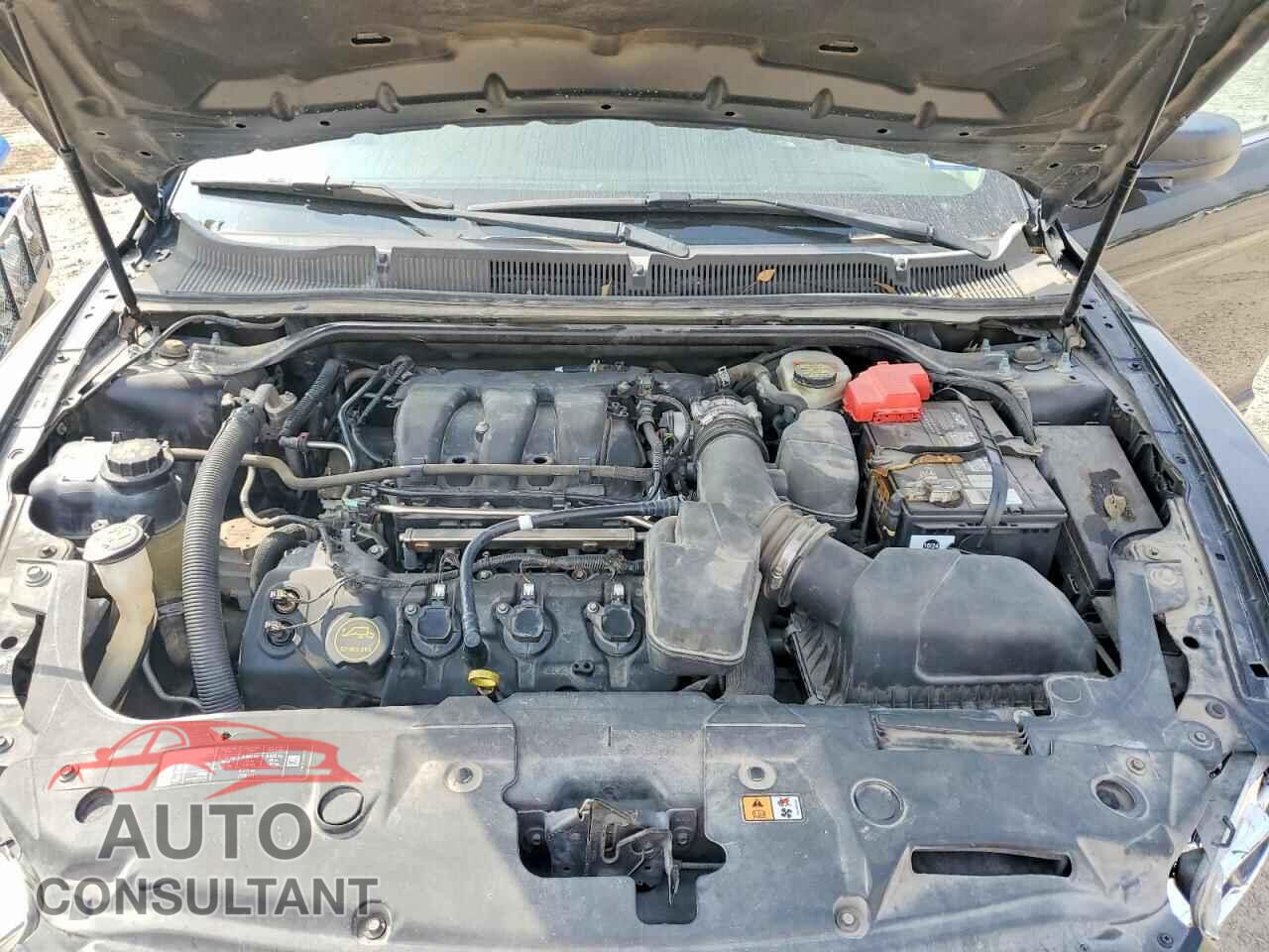 FORD TAURUS 2017 - 1FAHP2D82HG112799