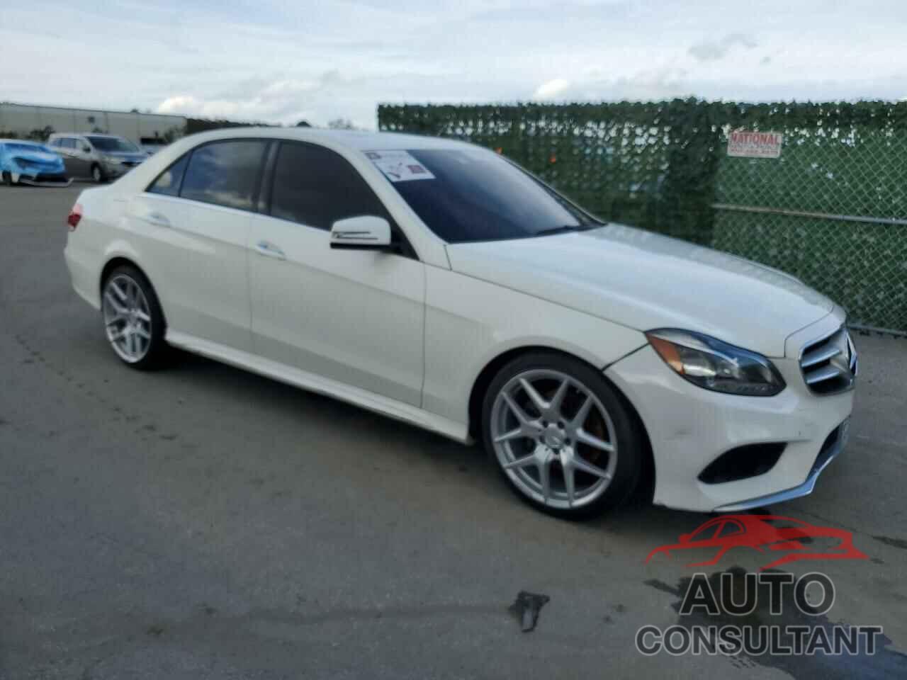 MERCEDES-BENZ E-CLASS 2016 - WDDHF5KBXGB240139