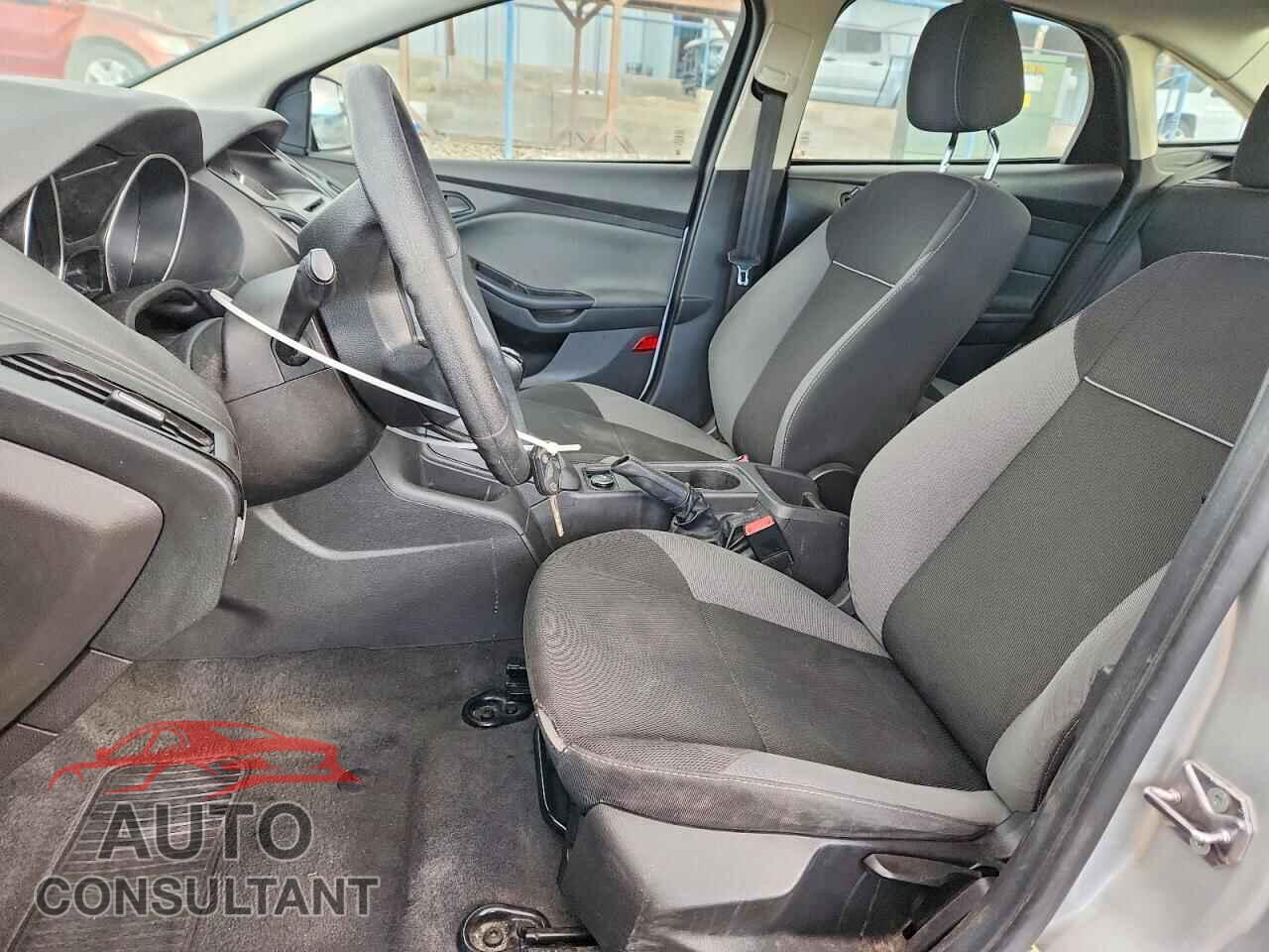 FORD FOCUS 2012 - 1FAHP3E29CL330237