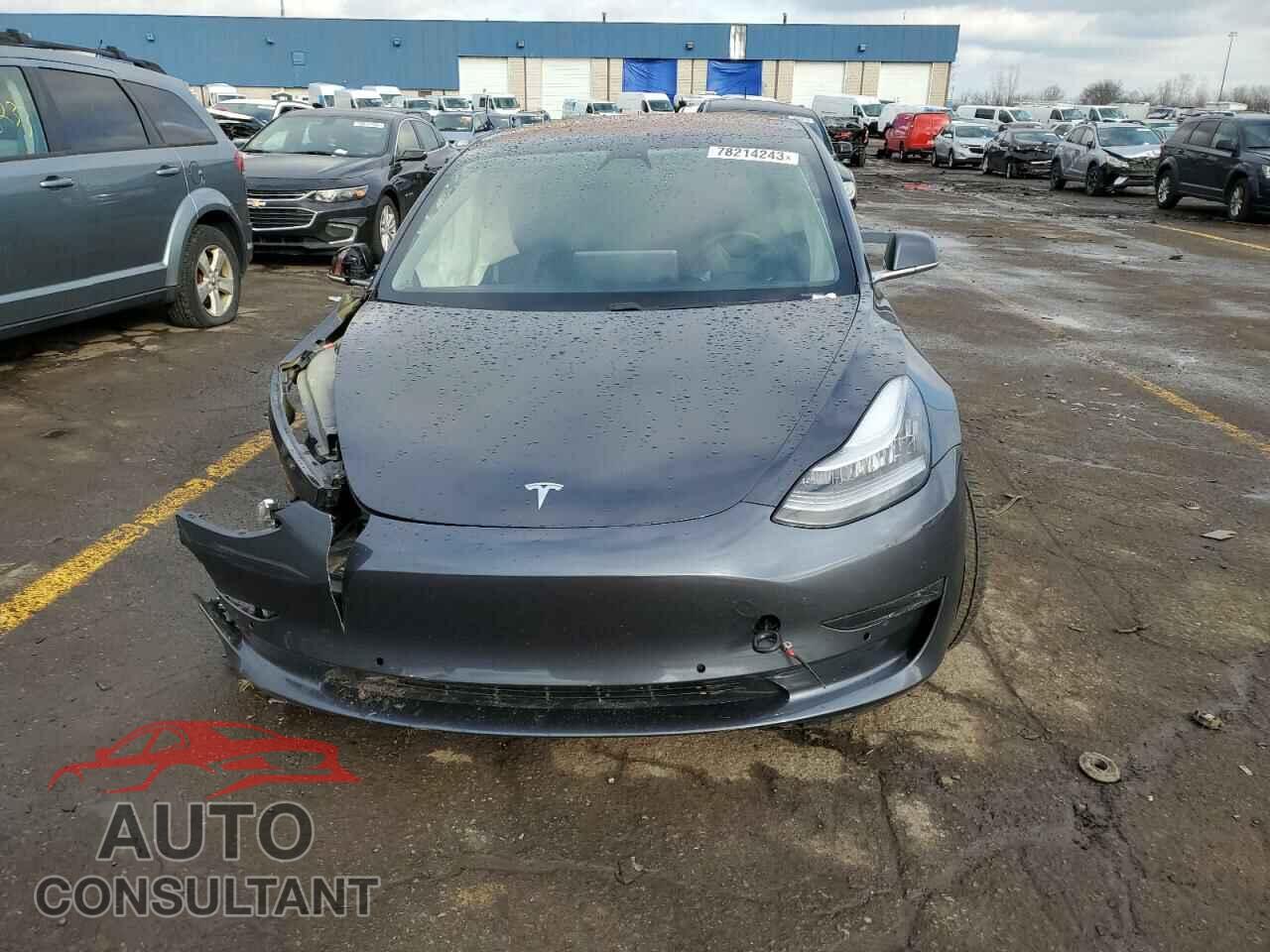 TESLA MODEL 3 2018 - 5YJ3E1EB7JF094041