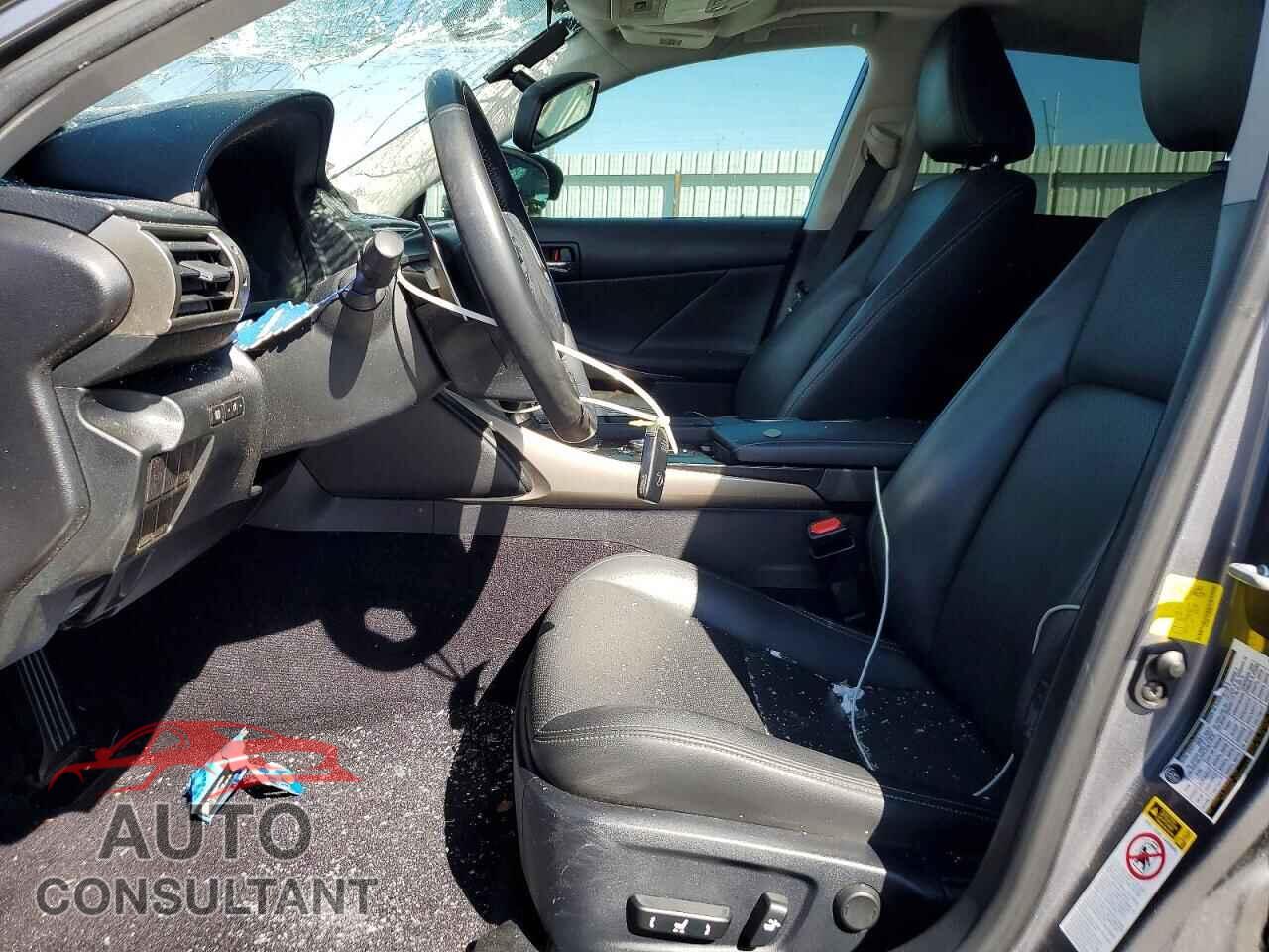 LEXUS IS 2014 - JTHBF1D28E5031711