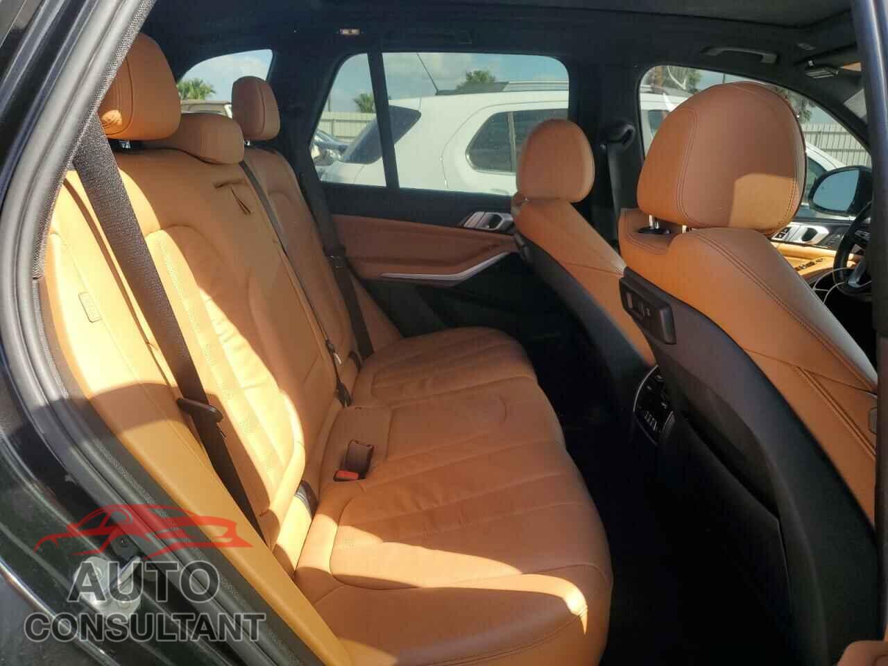 BMW X5 2019 - 5UXCR6C58KLL22236
