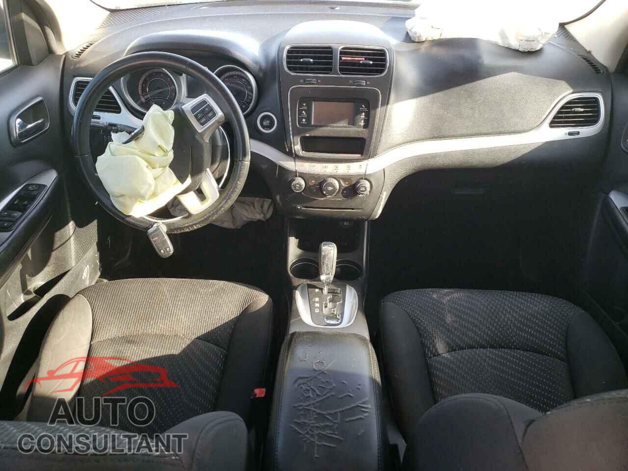 DODGE JOURNEY 2015 - 3C4PDCBB9FT708360