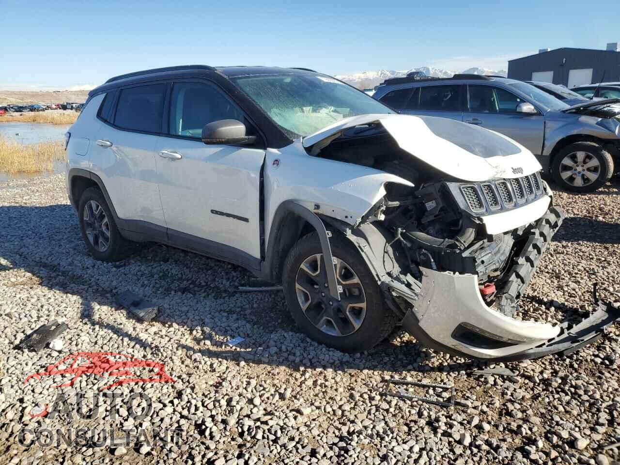 JEEP COMPASS 2018 - 3C4NJDDB9JT199169