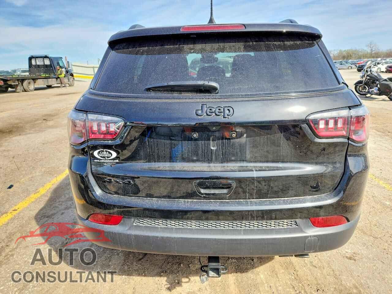 JEEP COMPASS 2022 - 3C4NJDBB3NT174146