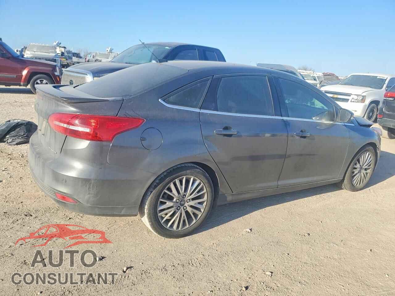 FORD FOCUS 2017 - 1FADP3J29HL238623
