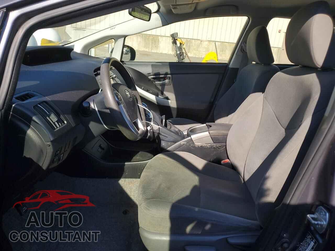 TOYOTA PRIUS 2014 - JTDKN3DU1E1785915
