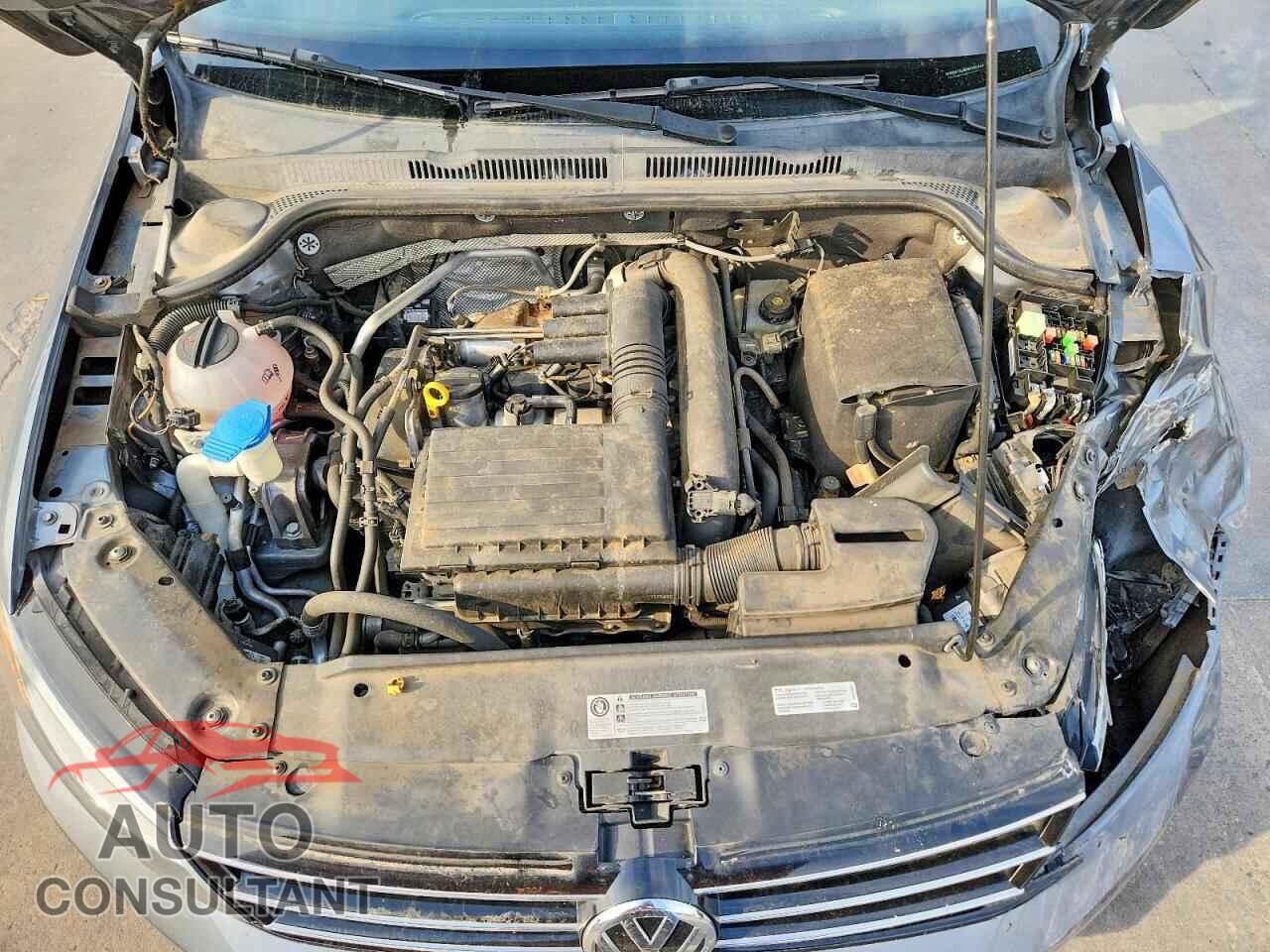 VOLKSWAGEN JETTA 2017 - 3VWDB7AJ2HM380864