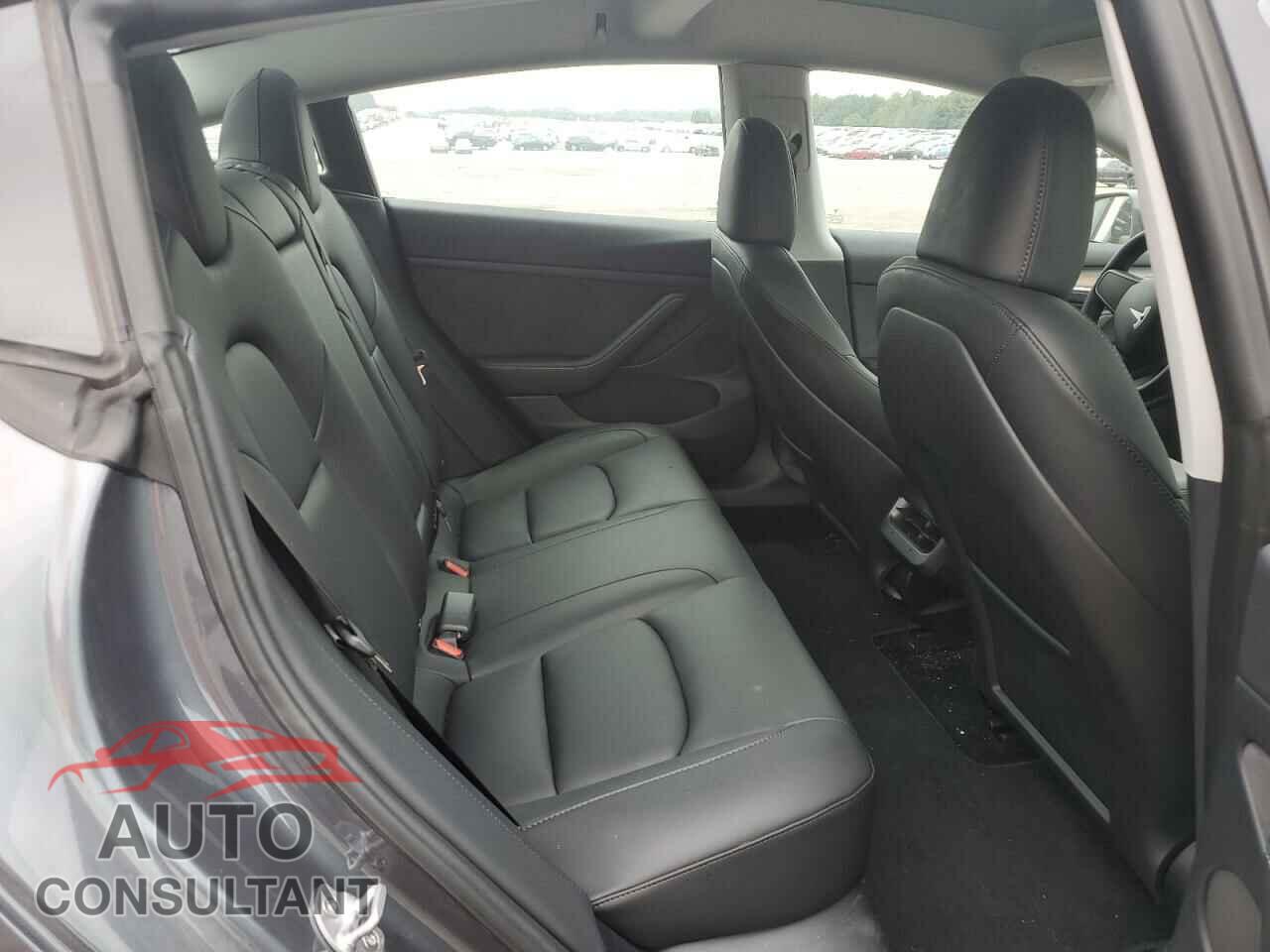 TESLA MODEL 3 2023 - 5YJ3E1EB2PF688464