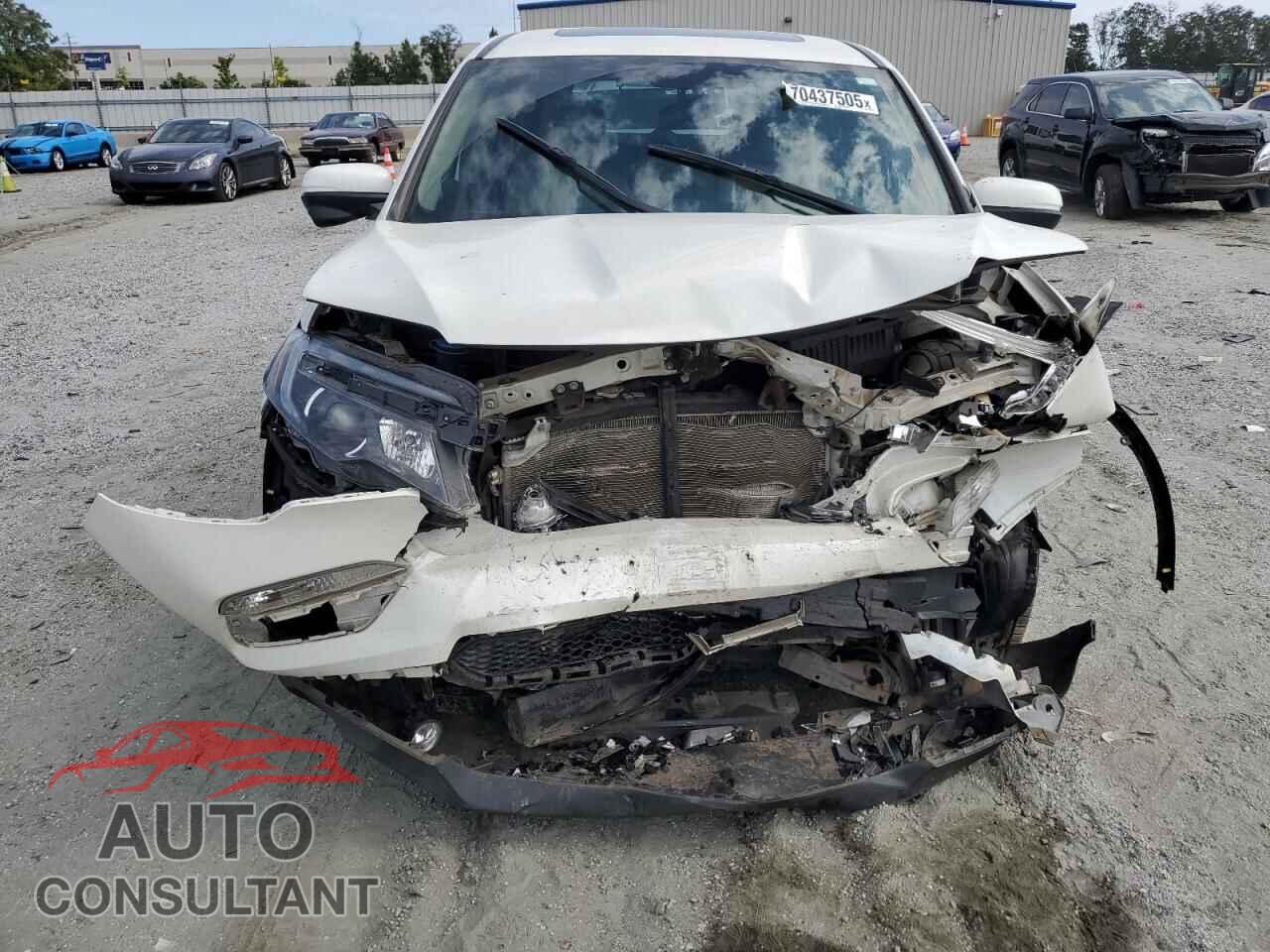 HONDA PILOT 2017 - 5FNYF6H55HB040933