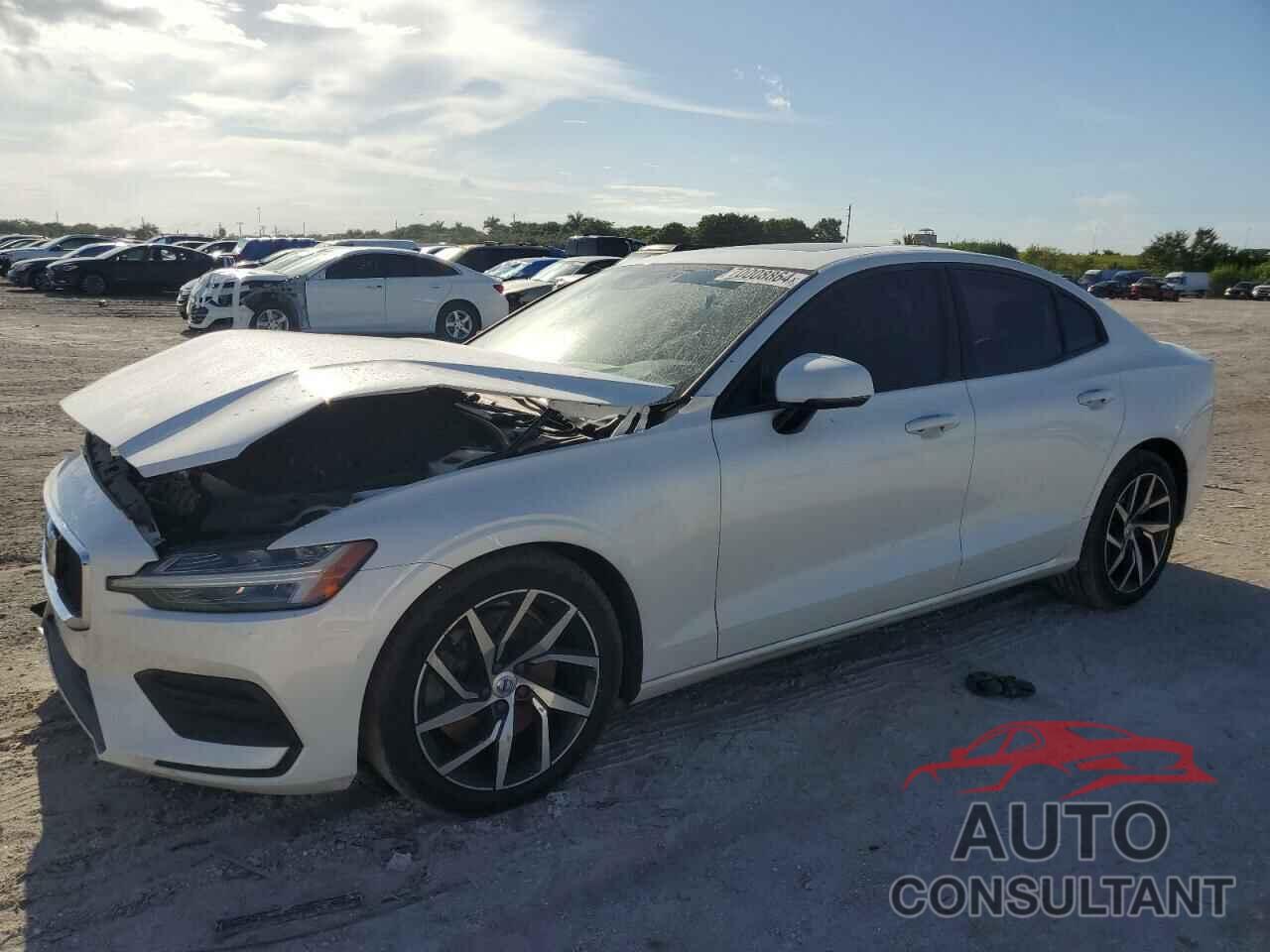 VOLVO S60 2019 - 7JRA22TK9KG017396