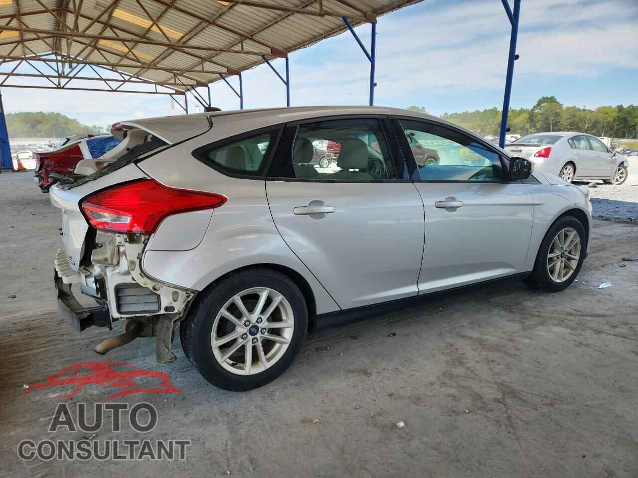 FORD FOCUS 2015 - 1FADP3K26FL227543