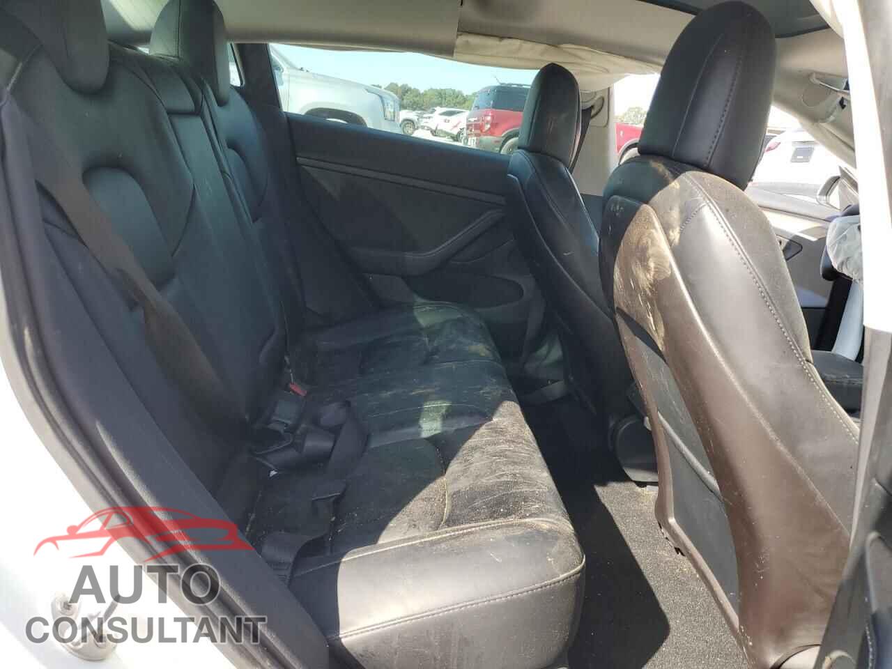 TESLA MODEL 3 2021 - 5YJ3E1EC1MF992373