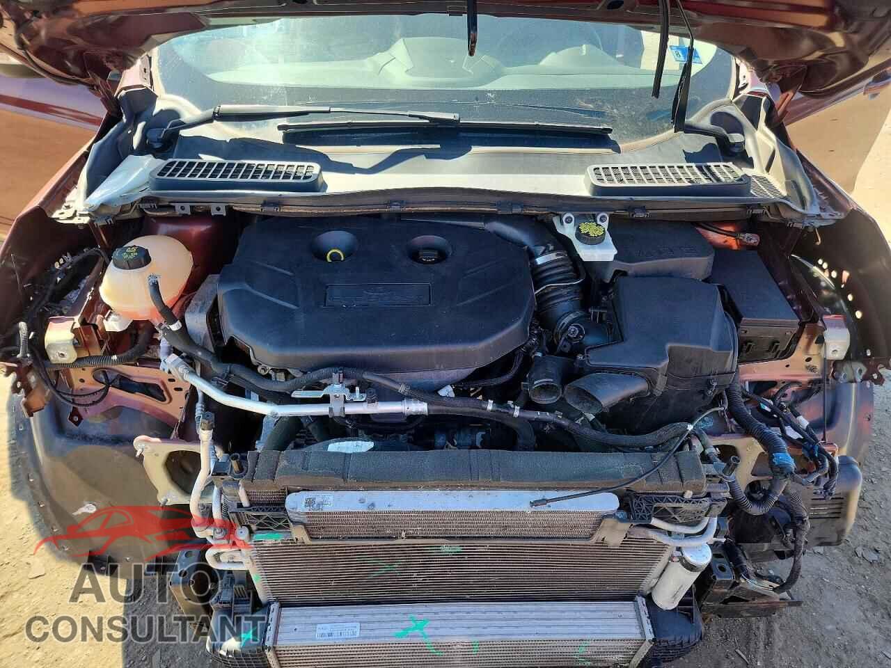 FORD ESCAPE 2018 - 1FMCU9J90JUB03217