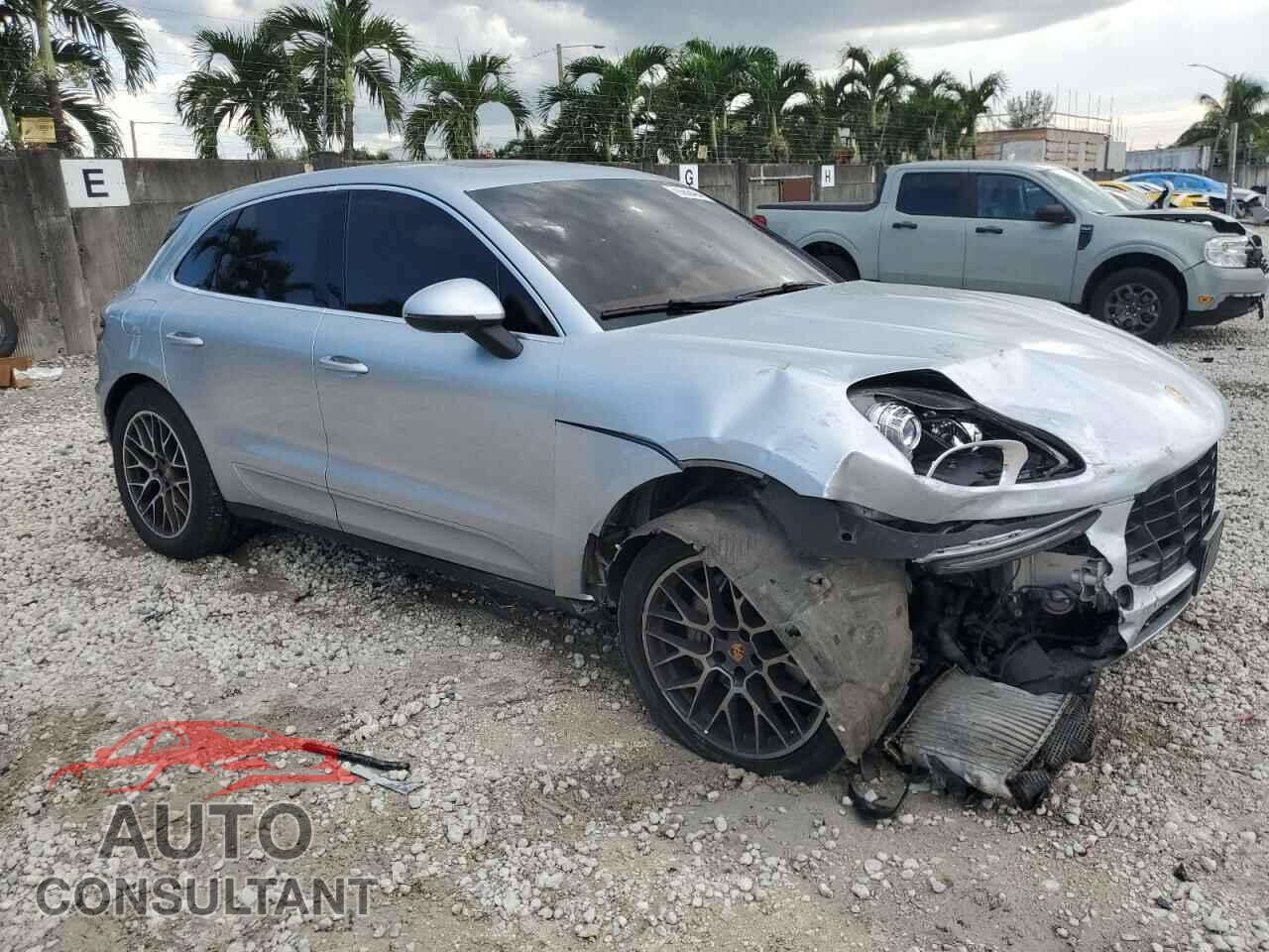 PORSCHE MACAN 2016 - WP1AB2A52GLB57122